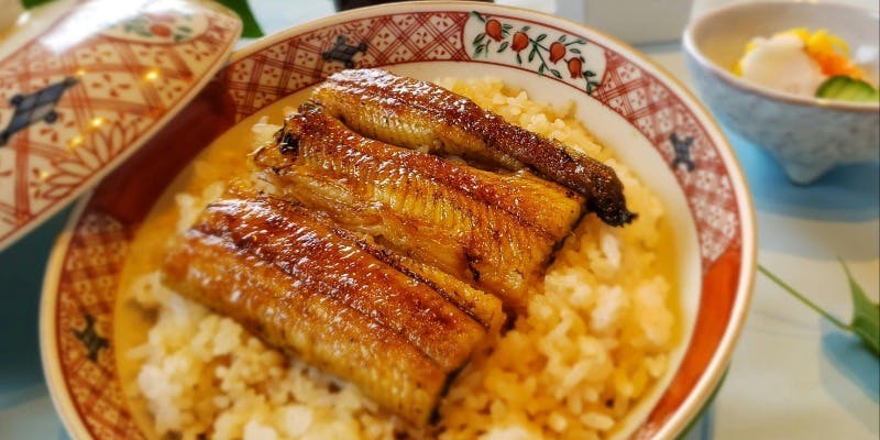 【うなぎ御膳（上）】脂ののった国産鰻、焼いて香ばしい甘ダレが食欲をそそる逸品