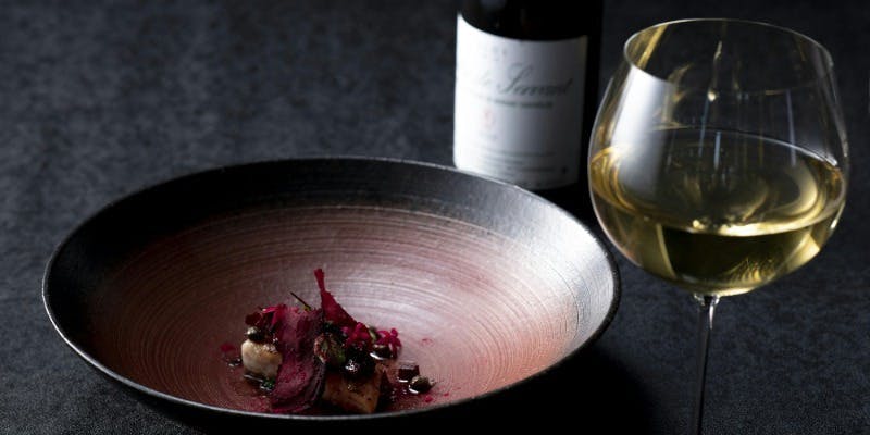 【組数限定】料理とワインの出会いを愉しむ、ペアリング付き月替わりコース