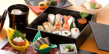 【春秋】先付、造り、寿司、赤出汁、デザートなど全5品 - 寿司割烹 尽／ANAクラウンプラザホテル神戸