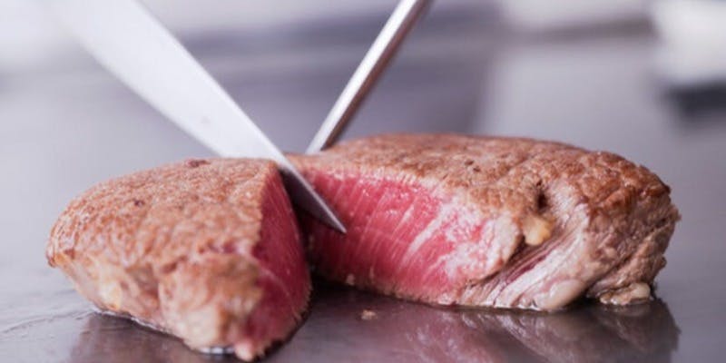 【黒毛和牛ステーキコース】前菜、焼野菜、黒毛和牛（フィレ90g）