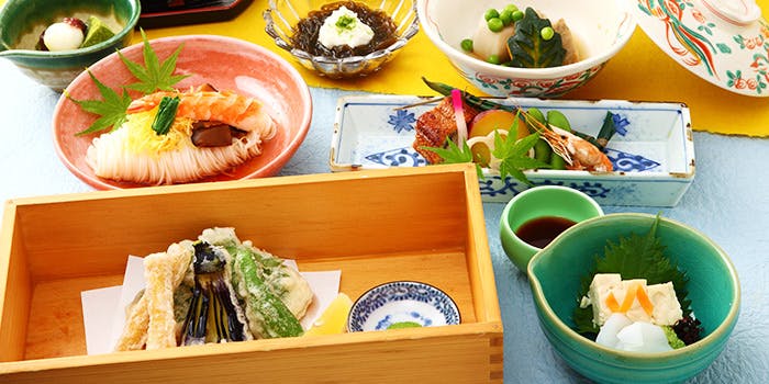 醐山料理 雨月茶屋 本店（ござんりょうり・うげつちゃや）