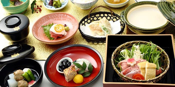 醐山料理 雨月茶屋 本店（ござんりょうり・うげつちゃや）