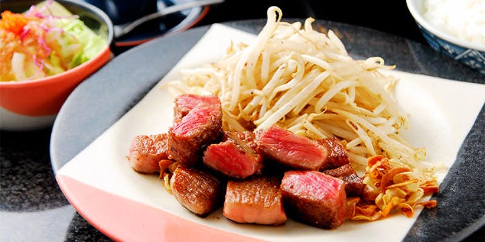 鉄板焼きステーキ あずま（テッパンヤキステーキアズマ）