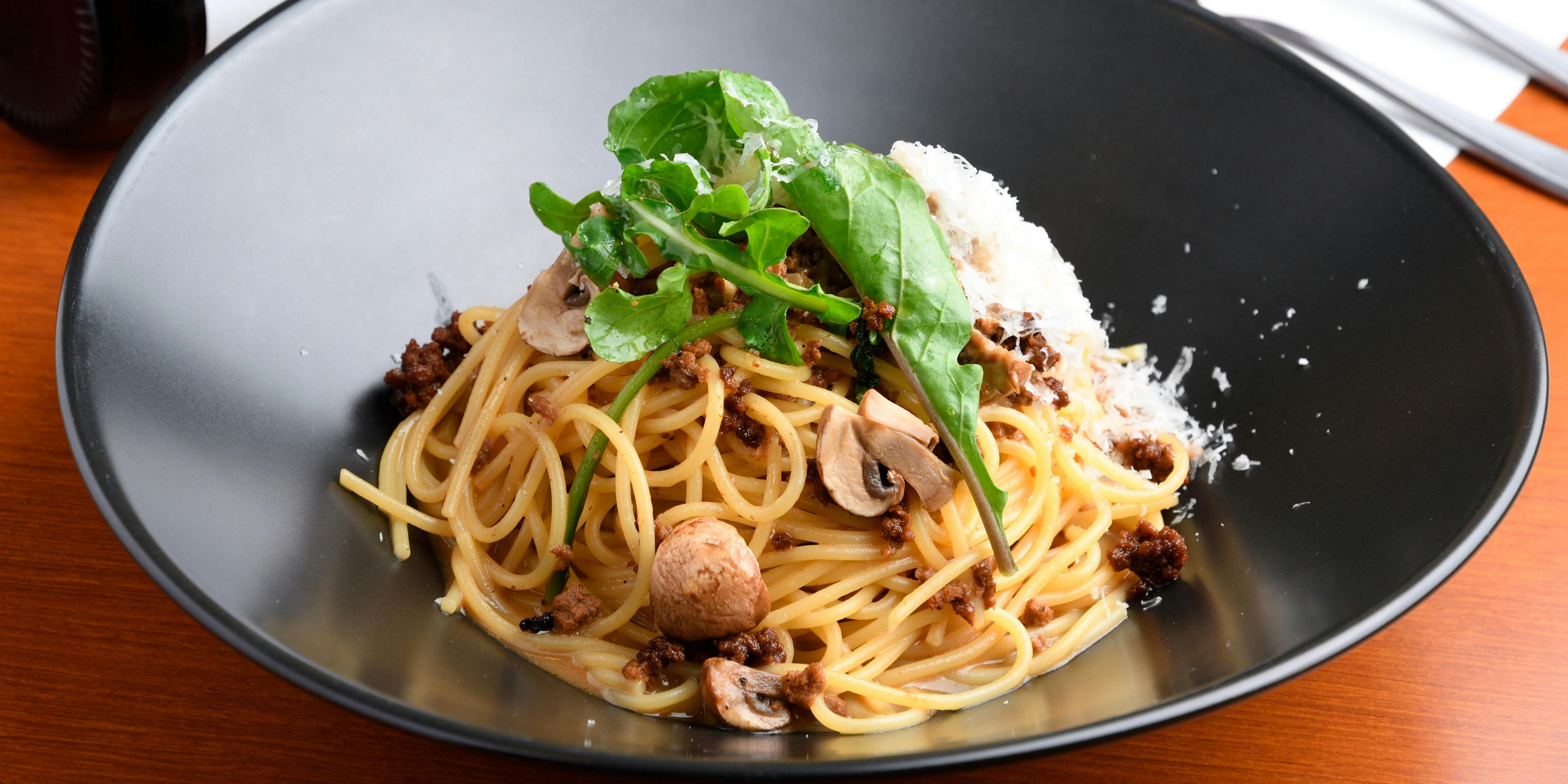 オライ ワイン＆ミール 甲斐（OLAii wine&meal 甲斐）