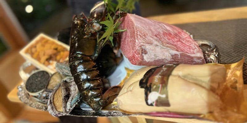 【記念日・プロポーズ】海老の王様ブルターニュ、特選A5黒毛和牛など選べるメインなど全8品