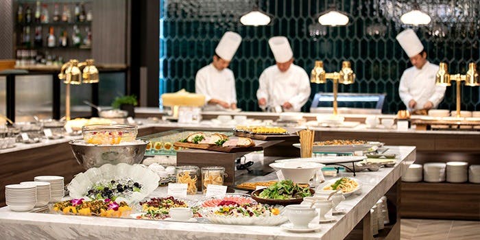 バイキングレストラン ルミエール／ホテルカデンツァ東京 - 画像5