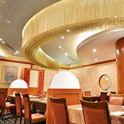 大人のムード漂う店内