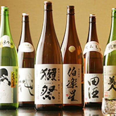 お料理に合わせたお酒も豊富に取り揃えております