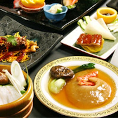 五感で味わう多彩な料理