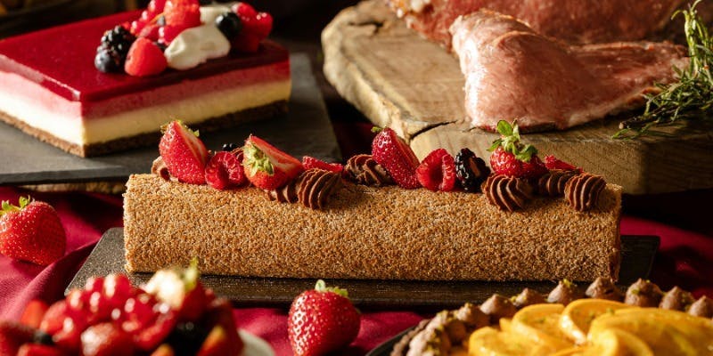 ④苺 XEX TOKYO 【いちご×チョコレートブッフェ】名物生絞り