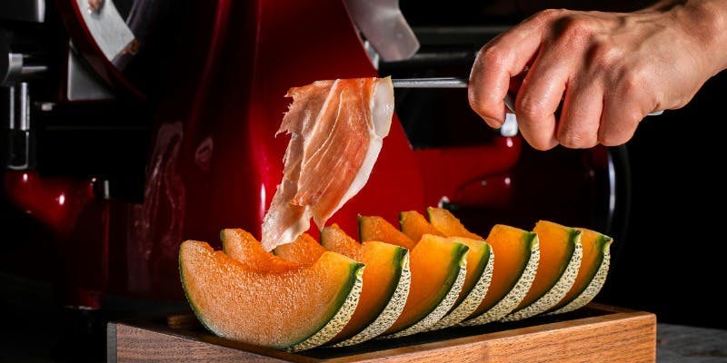 XEX ATAGO GREEN HILLS 【フレッシュメロン食べ放題】PIZZAや