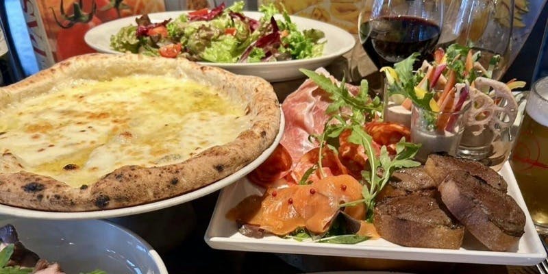 Salvatore Cuomo 市場 博多 (サルヴァトーレ クオモ イチバ ハカタ