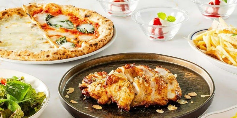 【サルヴァトーレ】チキンソテー、人気ピッツァ2種、パスタ等11品＋2時間飲み放題