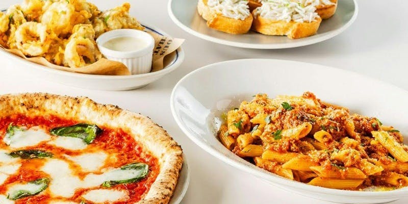 【カジュアル】人気No.1ピッツァ、前菜4種盛、フリット、パスタ等8品＋2時間飲み放題（月～木限定）