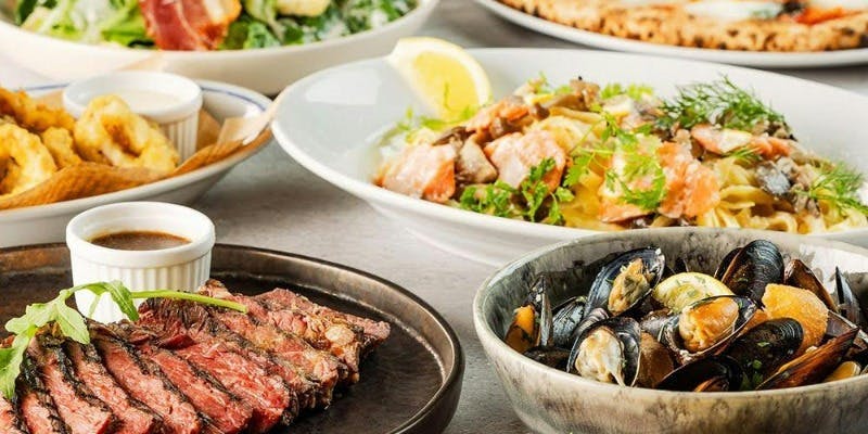 【プレミアム】牛赤身グリル、選べるピッツァ、サーモンパスタなど＋120分飲み放題（期間限定10％OFF）