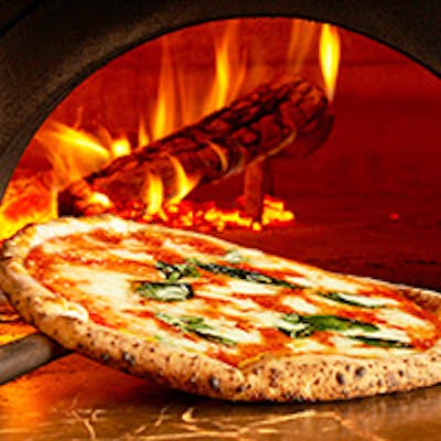 至福のイタリアン、世界NO.1ピッツァを是非お愉しみください