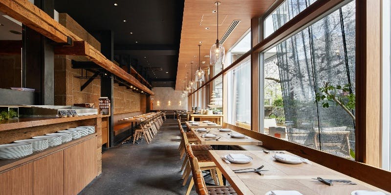 【SALVATORE】前菜、ピッツァ、もち豚炭火焼きなど全5品