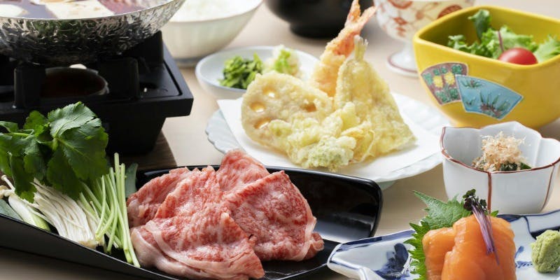 【おすすめランチコース「蘭」】天ぷら、牛鍋、煮物など満喫＋乾杯ドリンク付き