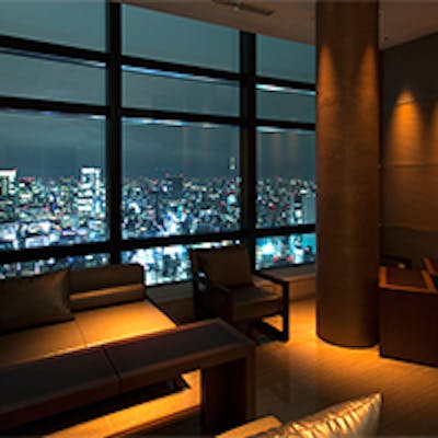 レストランAr’sに併設されたラグジュアリーなBar空間