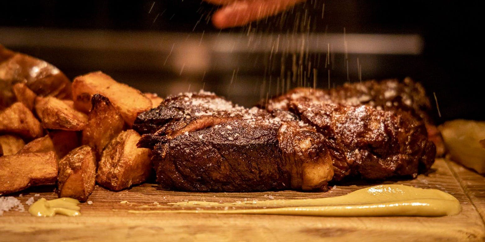 Xató burrata & steak（シャト ブッラータ　アンド　ステーク）