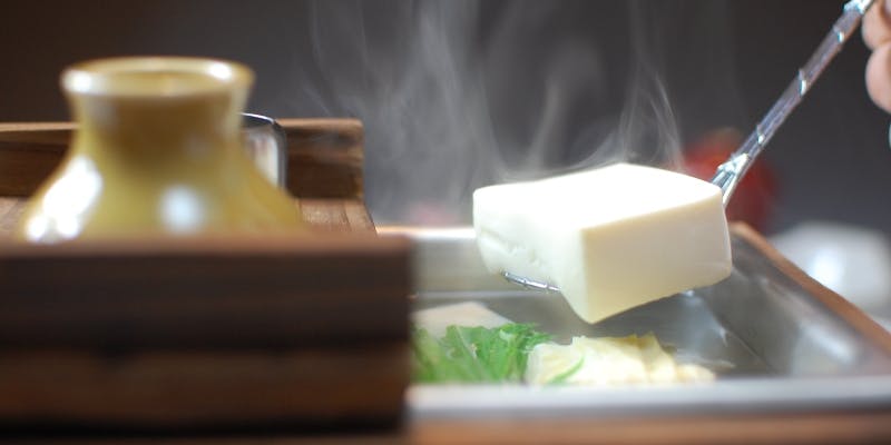 【湯豆腐会席】湯豆腐をメインに、湯葉・生麩・京漬物のお寿司など全6品