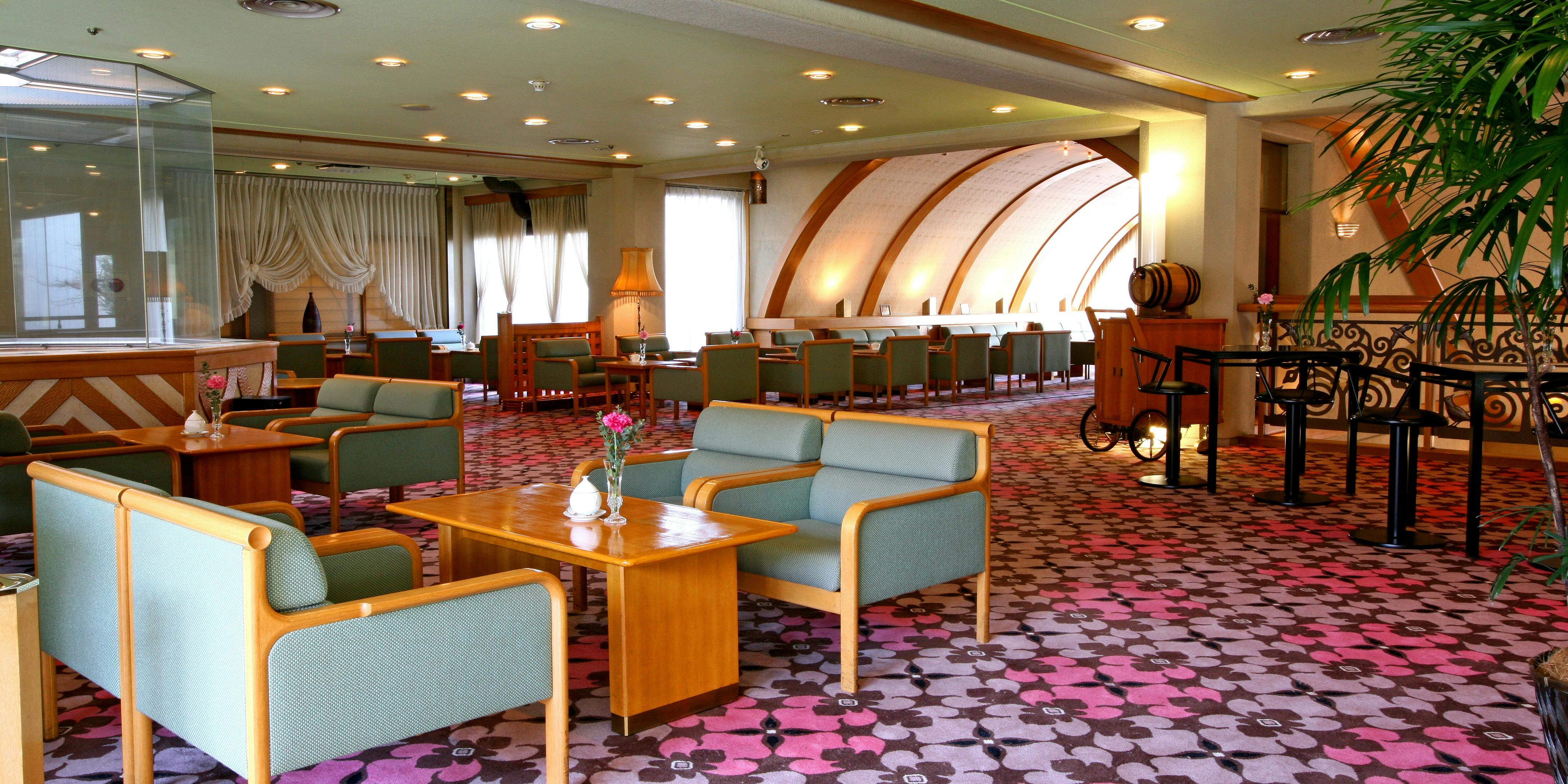 さくららうんじ