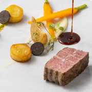 牛フィレ肉のロティ