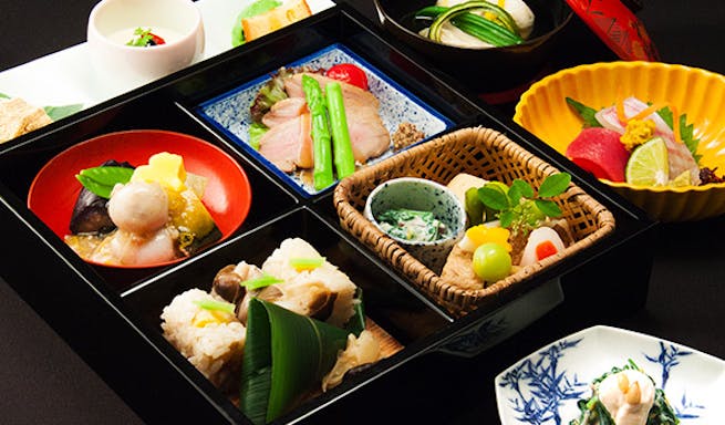 嵐山熊彦 アラシヤマクマヒコ 嵐山 京料理 一休 Comレストラン