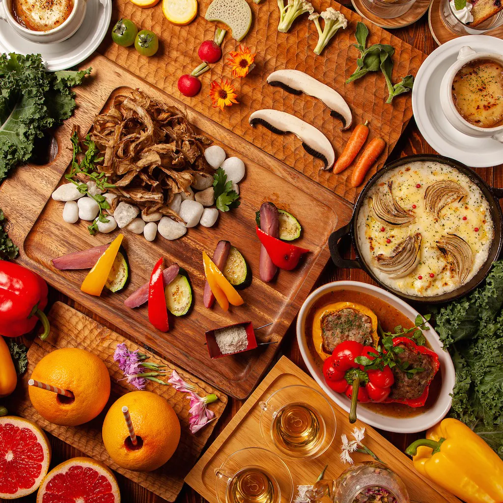 やさいの王様 銀座店 E 丸ごと果物ジュース 丸ごとパプリカハンバーグ フラワーティー付コース 2時間飲み放題 ディナー プラン メニュー 一休 Comレストラン