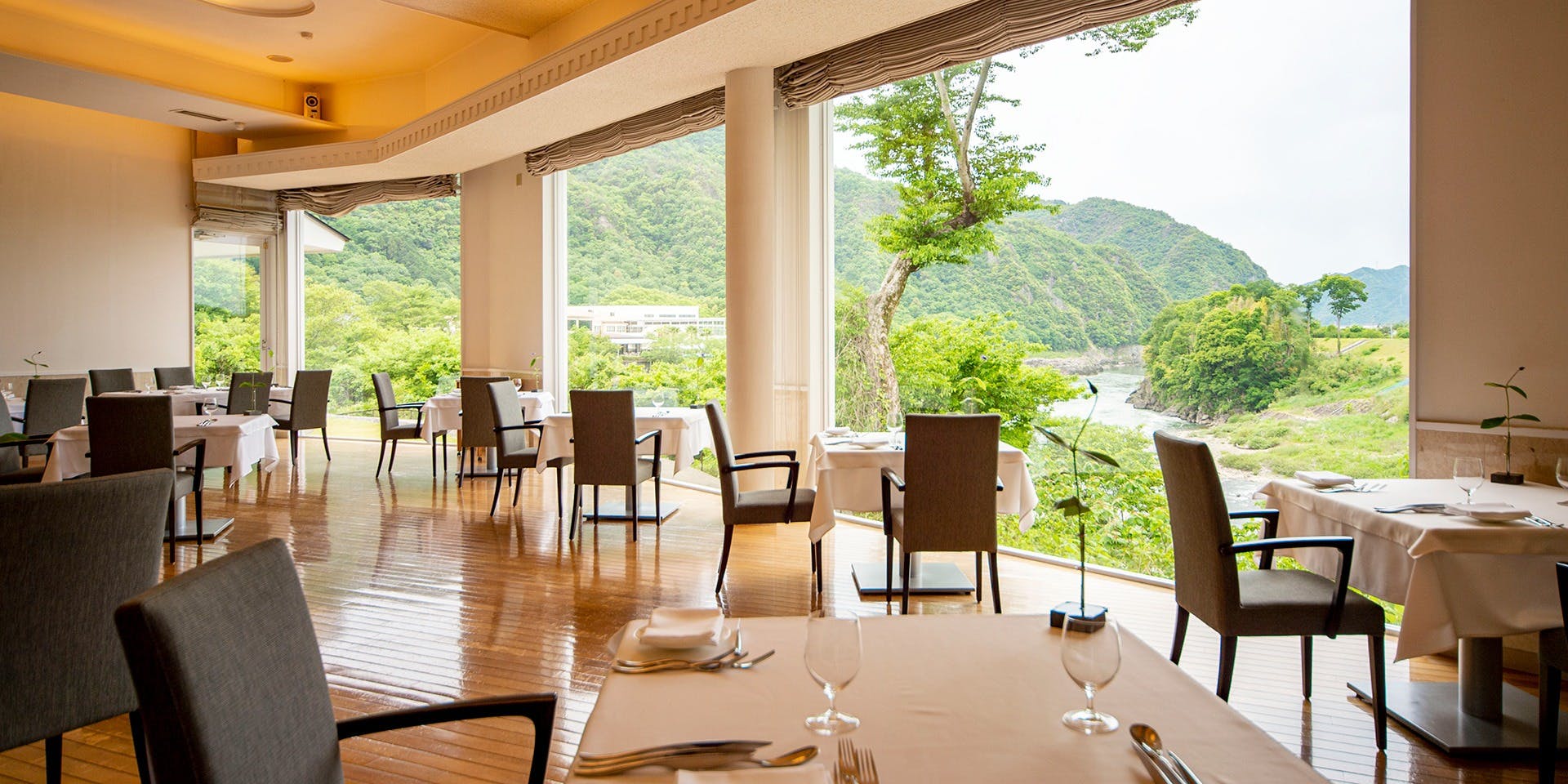 ディナー リリアーヌ 岐阜 フランス料理 一休 Comレストラン