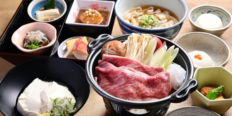 【段戸山高原牛 小鍋牛すき焼き会席】接待や顔合せに最適です