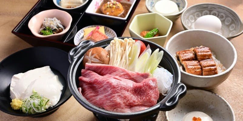 【上】鰻小丼付き 段戸牛小鍋牛すき焼き会席　接待や顔合せに最適です＋90分飲み放題（リクエスト予約）