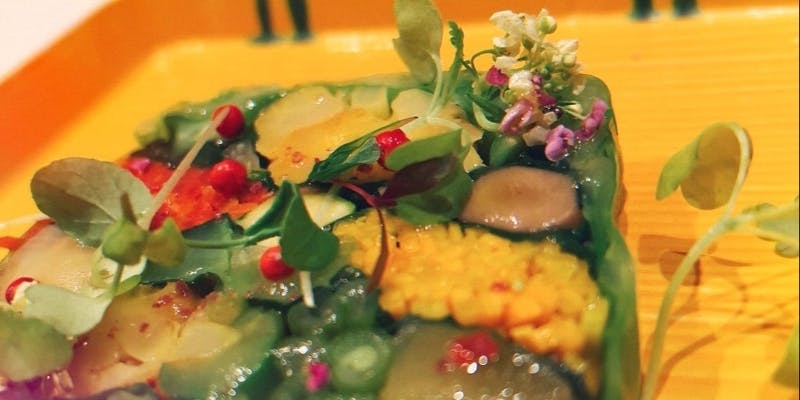 【Xmas2025】クリスマス特別ディナーコース＋ワンドリンクサービス（12／20～25）