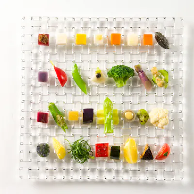 その季節にしか味わえない旬の食材を使った料理をご堪能ください