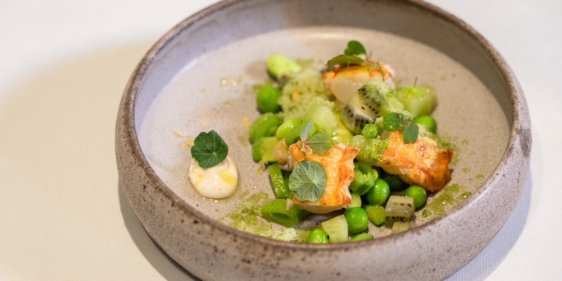 レーヌ デ プレ（Reine des pres）