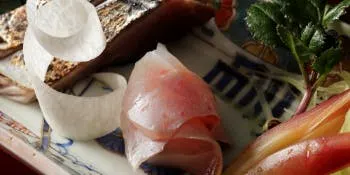 山乃尾別邸 緑草音 やまのおべってい りょくそうね 山乃尾別邸 緑草音 懐石 会席料理 一休 Comレストラン