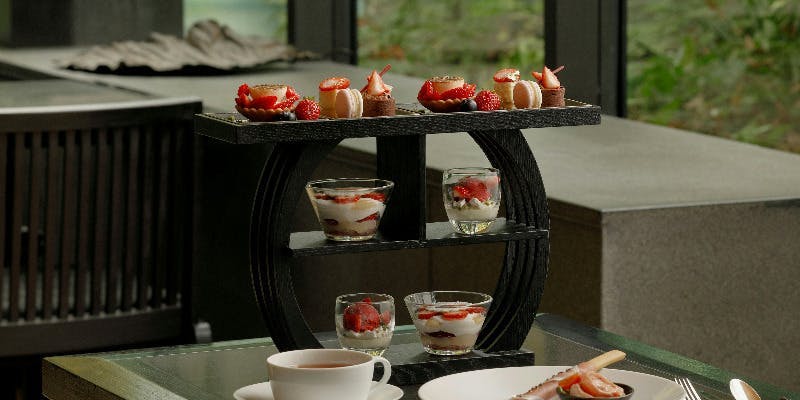 【ストロベリーフォレデセール 】2025スイーツとセイボリーのセット