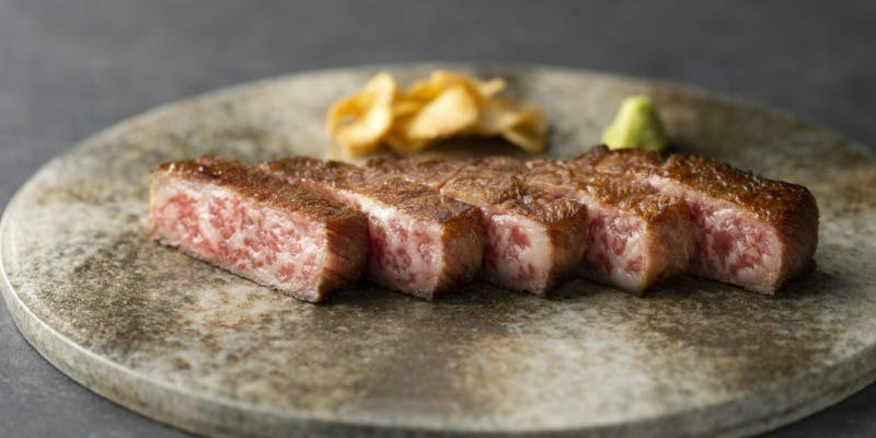 【雪明（ゆきあかり）】冷前菜、選べる黒毛和牛、焼野菜など全6品＋乾杯グラスシャンパン