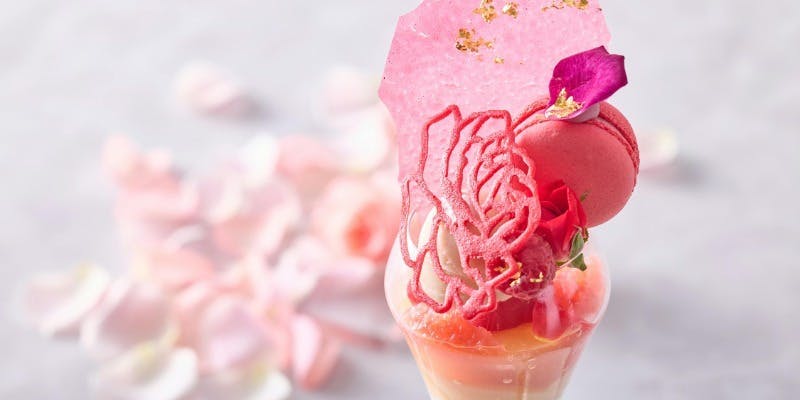 ＜大人のご褒美パフェ付＞＋【ストリングスプリフィクス】お好みでお選びいただけるメイン料理