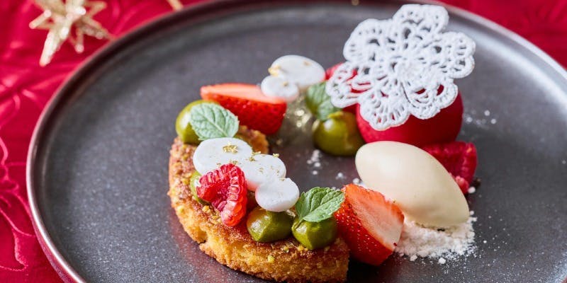 【Xmas2025】クリスマスランチ お魚・お肉のWメイン料理コース＋メインを牛フィレ肉に変更