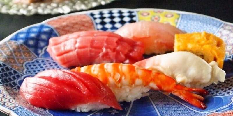 【寿司割烹】江戸前の天ぷらや握り寿司に和牛の逸品を堪能！全7品