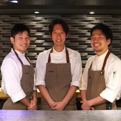 老舗イタリアン出身シェフとソムリエが競演。和洋の技が融合する「チーム・しるく屋」