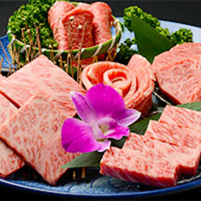 最高の黒毛和牛炭火焼肉