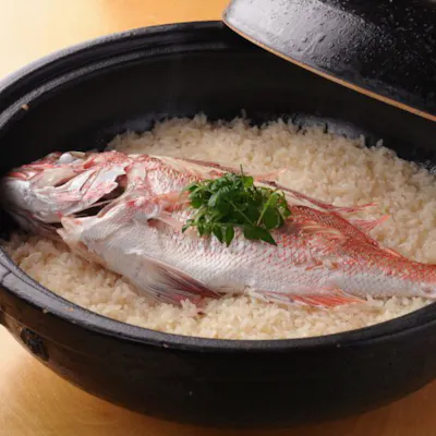多彩な鮮魚・野菜を獲れたてで