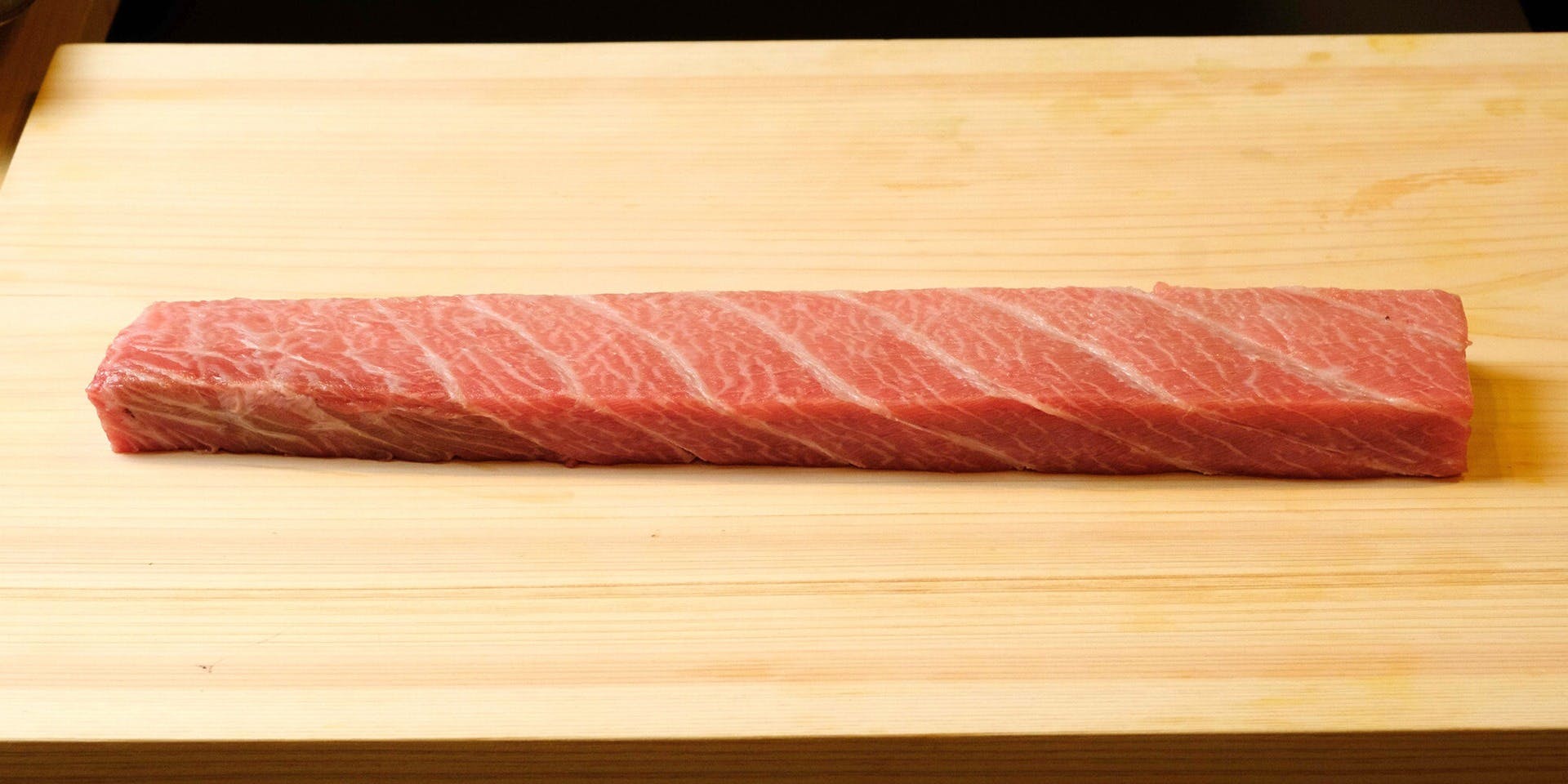 鮨かねみつ