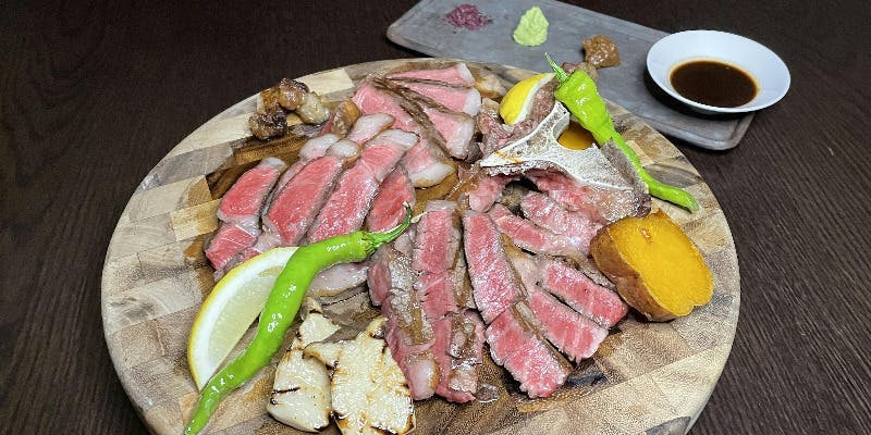 国産Tボーンステーキ「知多牛 響」（要予約）