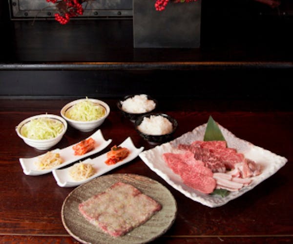肉 旅亭まんぷく 六本木ヒルズ店 Okaimonoモール レストラン