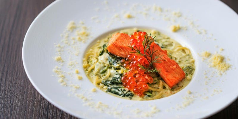 【冬のハーフブッフェ ランチ】イクラとサーモン　あおさ海苔のクリームスパゲティ（11/1～2/24）