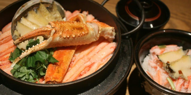 【厳選会席SHUN～蟹と鮑の炊込み御飯】全9品＋プレミアム飲み放題L.O.90分（一休限定・個室確約）