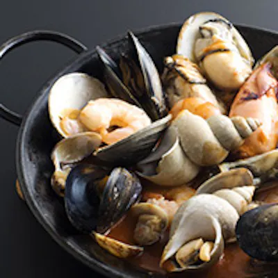 料理を愛し、食材を慈しむシェフだからこそ発揮できる「野菜・魚介の潜在能力」